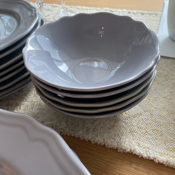 Plates Set and Free Present - Picture 4 of 9